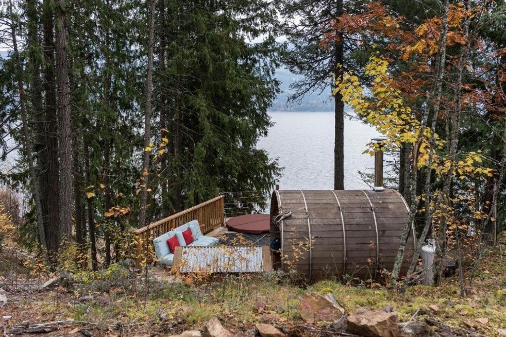 Отель The Sentinel Kaslo Экстерьер фото